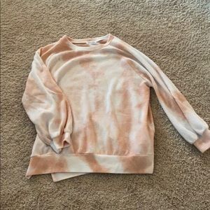 Tie dye soft knot pullover